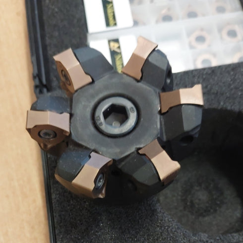 Face Milling Set with 20 Inserts