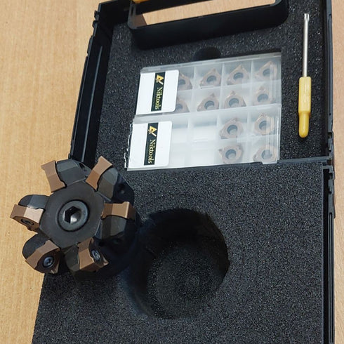 Face Milling Set with 20 Inserts
