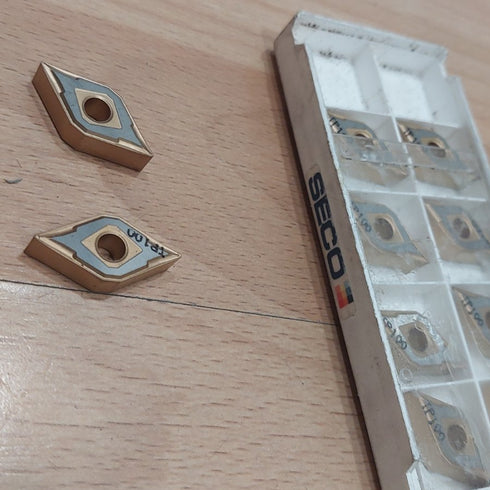 Lathe inserts DNMG 150604-MF2 TP100, SECO