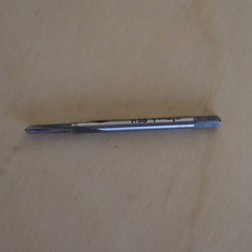 Machine Tap DIN 371 M2.5 HSS 6H (835479) | NikTools