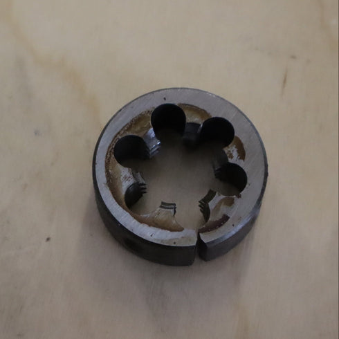 Solid Circular Threading Die Whitworth W 3/4" x 10 (BSW) HSS, ENGLAND