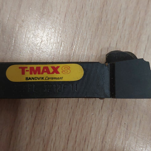 Turning toolholder CTFPL 1212 F11, SANDVIK