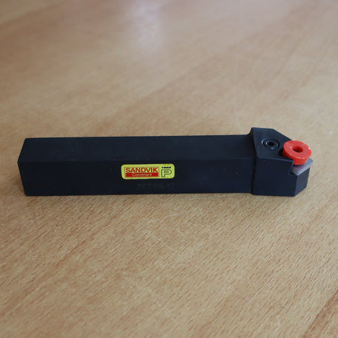 Turning toolholder PTFNL 1616H16, SANDVIK
